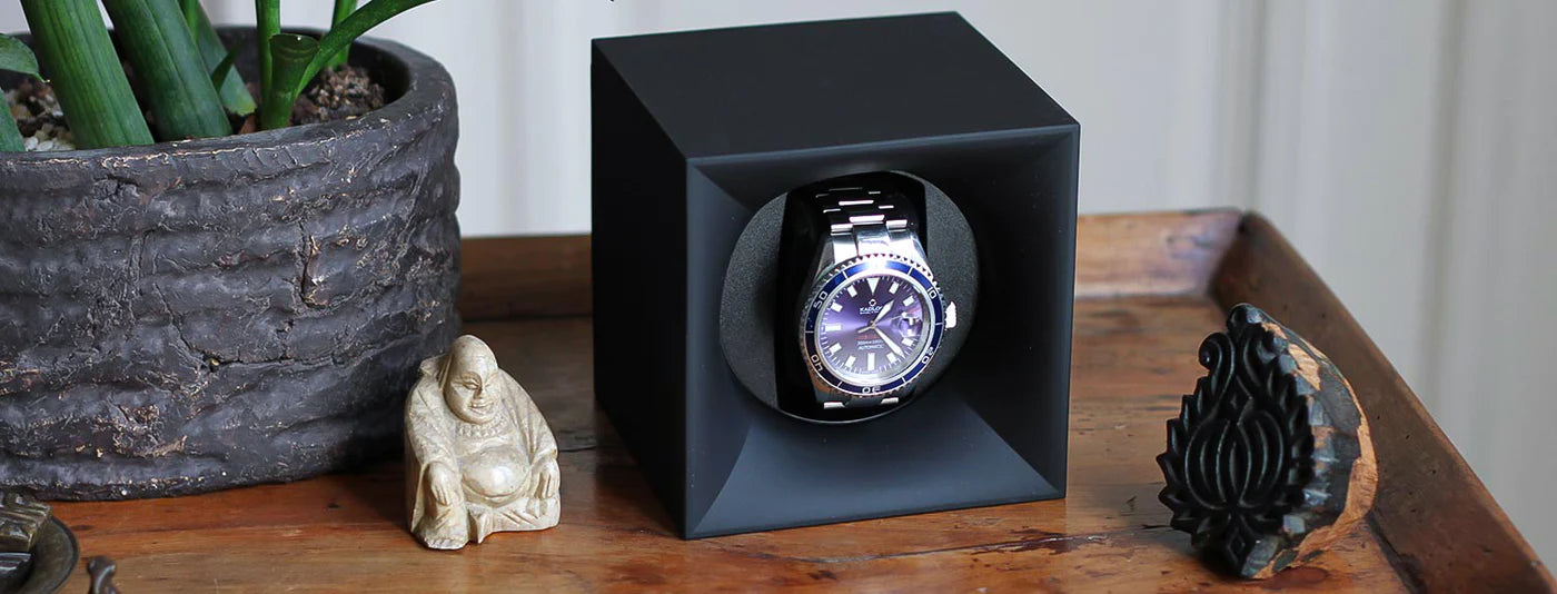 Nawijarka-do_-zegarkow-Cube_-Nocny-niebieski_07180765-5d66-45b9-9041-6e6504fde6a2